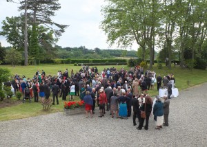 Vin d'honneur dans le parc